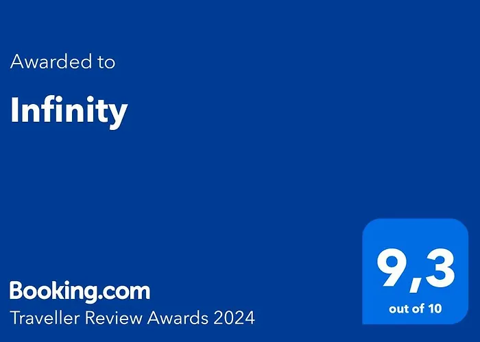 아파트 Lucky Fox 로이커바드